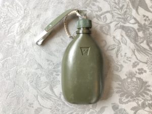 Fältflaska försvarets, läderrem